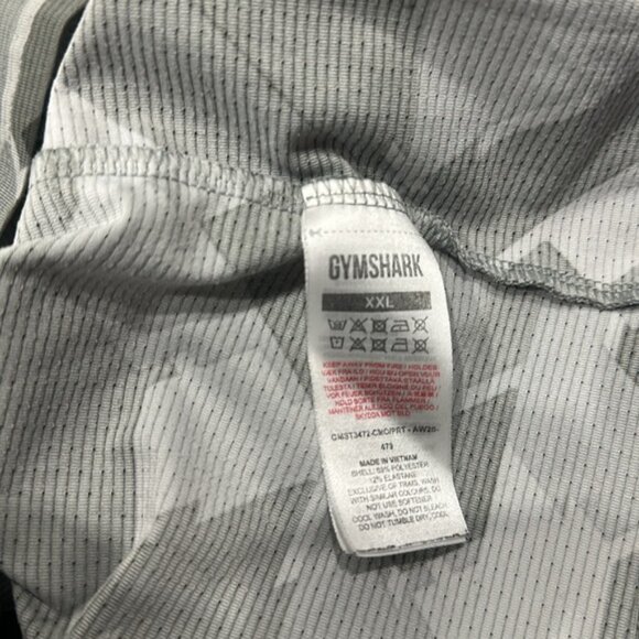 Gymshark Men’s Geometric Camo Performance Stretch Athleisure Shirt Size XXL - Picture 5 of 5